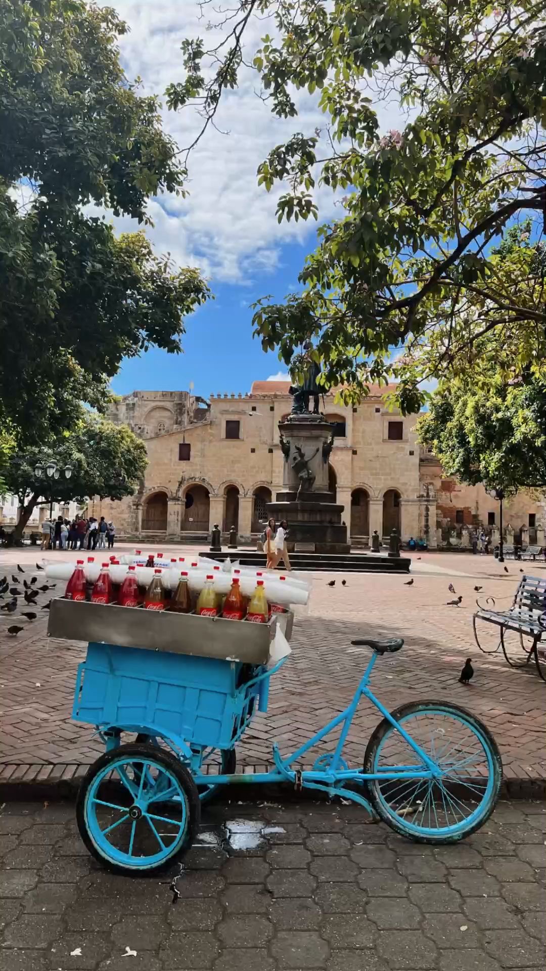 El Parque Colón y la Catedral Primada, en Santo Domingo